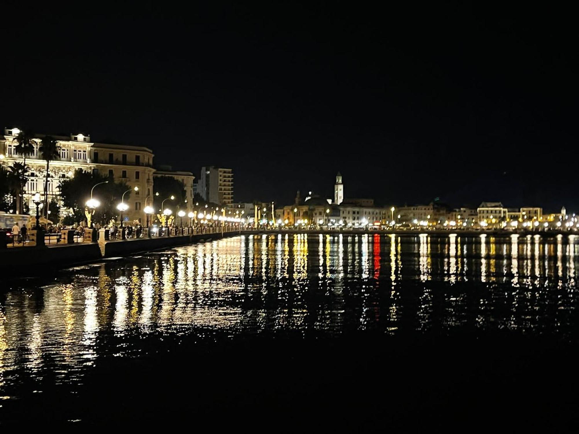 Appartamento A Casa Di Nat E Jo Bari Esterno foto