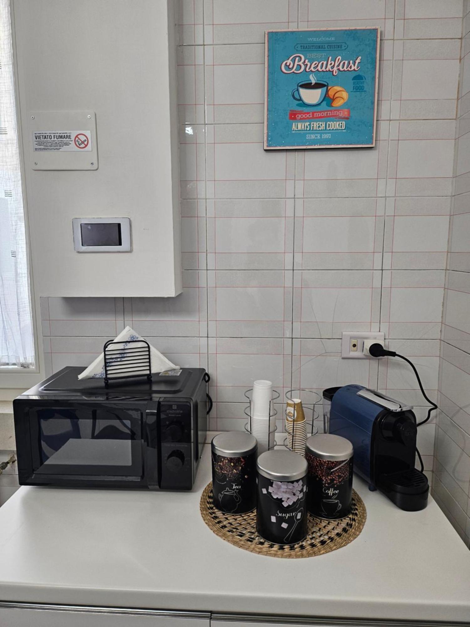 Appartamento A Casa Di Nat E Jo Bari Esterno foto